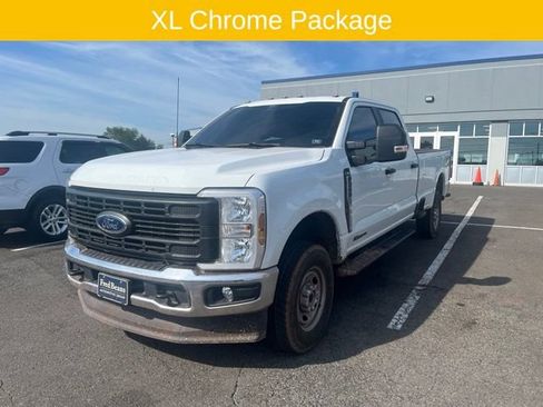 Used 2025 Ford F250 XL w/ XL Chrome Package AWD/4WD image 2
