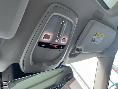 Used 2023 Volvo XC90 B6 Ultimate image 21