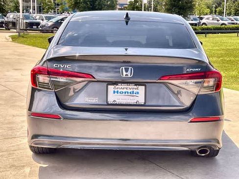 Used 2022 Honda Civic Sport image 6