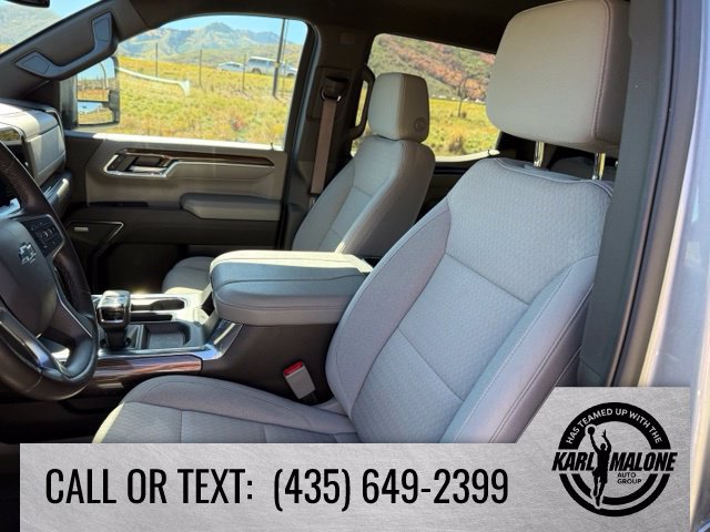 Used 2024 Chevrolet Silverado 1500 LT Trail Boss w/ Convenience Package II AWD/4WD image 15