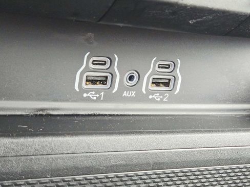 Used 2025 RAM 1500 Big Horn AWD/4WD image 34