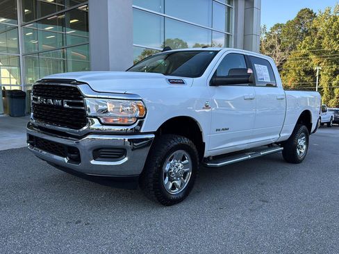 Used 2022 RAM 2500 Big Horn image 2