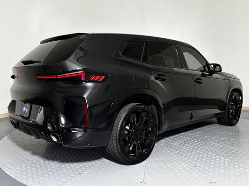 Used 2026 BMW XM Label Red image 9