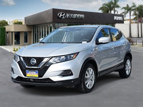 Used 2021 Nissan Rogue Sport S image 7
