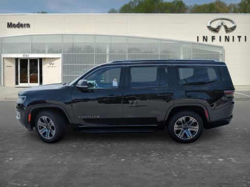 Used 2024 Jeep Wagoneer 4WD w/ Premium Group I image 6