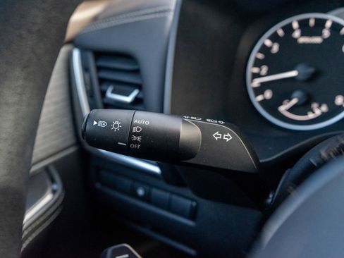 Used 2023 Nissan Rogue SV image 24