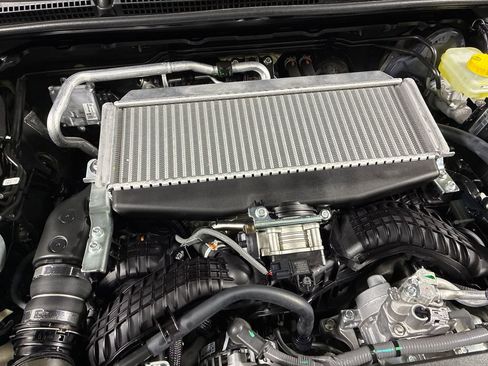 Used 2025 Subaru Outback Touring XT w/ Popular Package #2 image 7