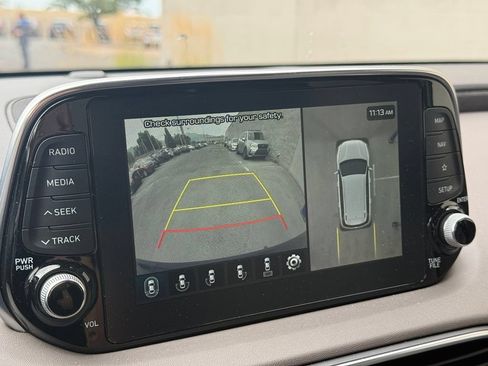 Used 2020 Hyundai Santa Fe Limited AWD/4WD image 16