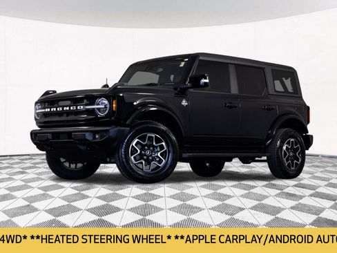 Used 2024 Ford Bronco Outer Banks AWD/4WD image 2