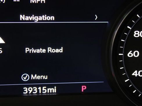 Certified 2022 Cadillac XT5 Sportv w/ LPO, ONYX Package AWD/4WD image 17