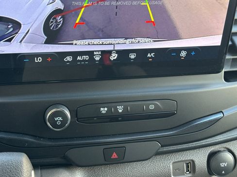 New 2026 Ford E-Transit 148 High Roof Extended image 19