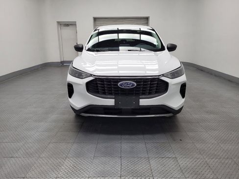 Used 2023 Ford Escape Active image 14