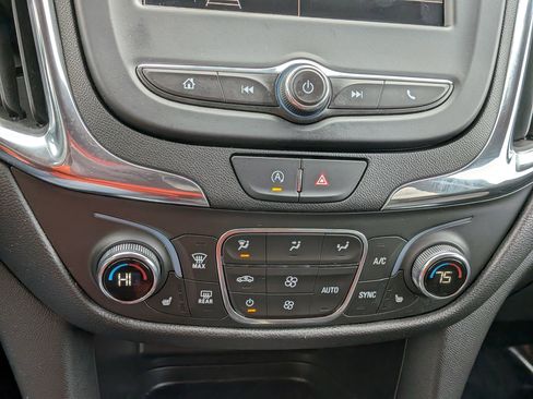 Certified 2023 Chevrolet Equinox LT image 28