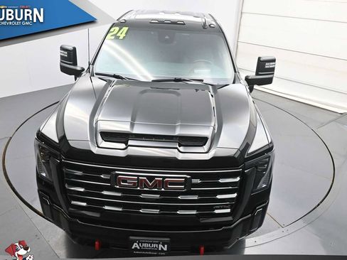 Used 2024 GMC Sierra 2500 AT4 w/ AT4 Premium Plus Package AWD/4WD image 29
