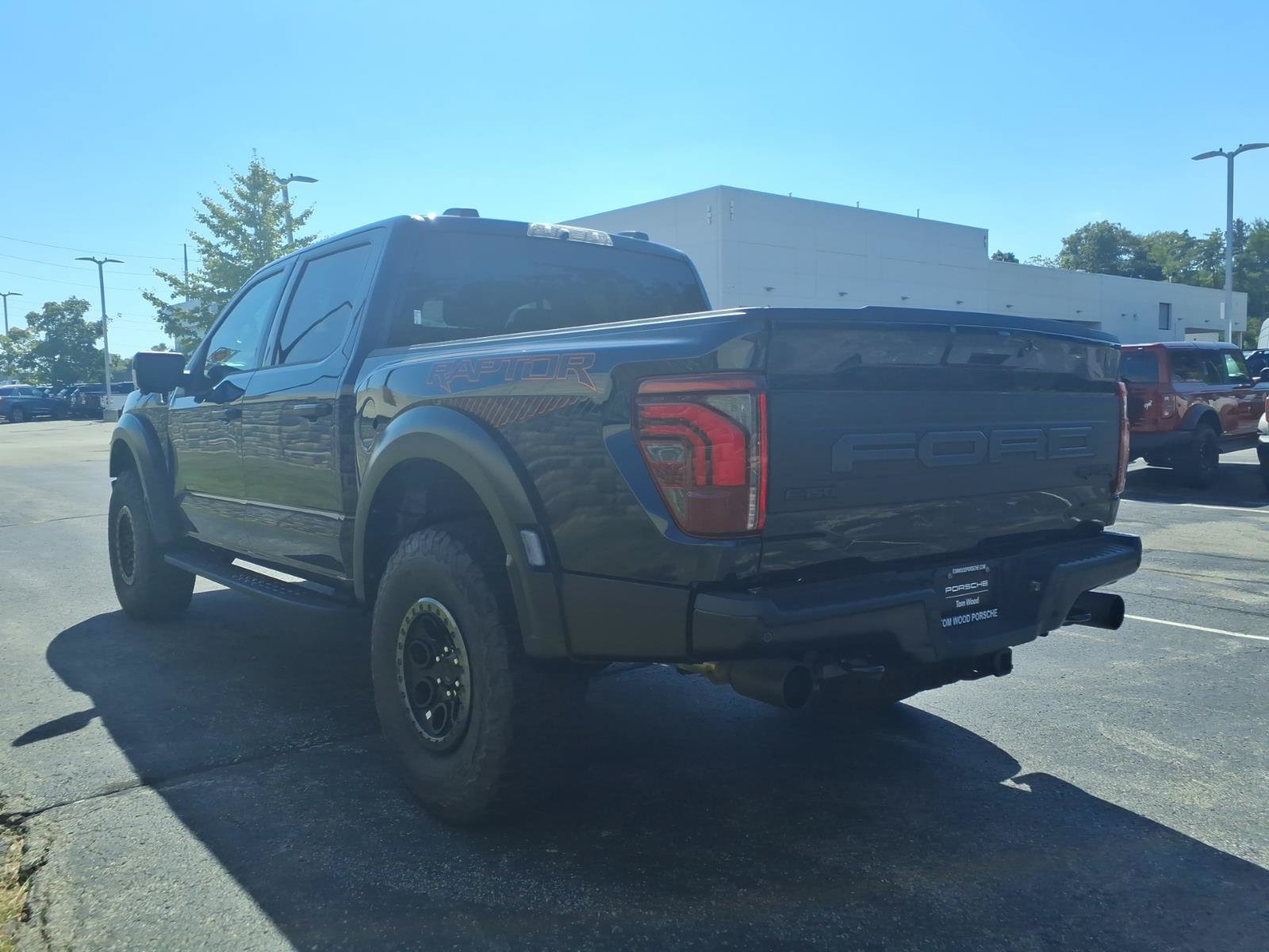Used 2025 Ford F150 Raptor AWD/4WD image 8