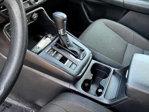 Used 2023 Honda CR-V EX image 14