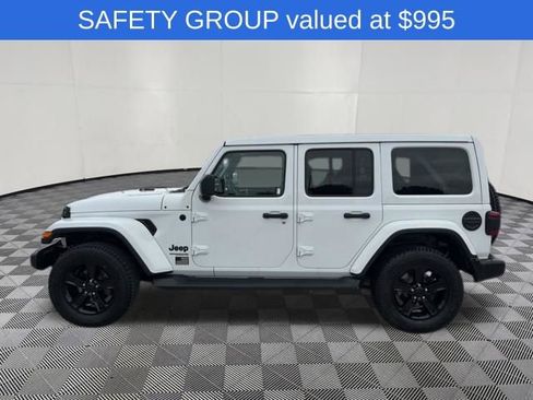 Used 2021 Jeep Wrangler Unlimited Sahara AWD/4WD image 13