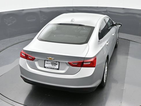 Used 2018 Chevrolet Malibu LT FWD image 34