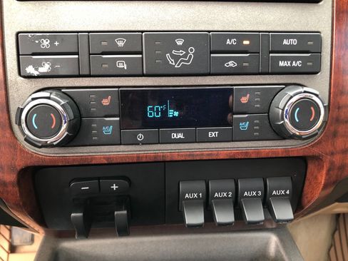 Used 2011 Ford F250 King Ranch w/ FX4 Off Road Pkg image 34