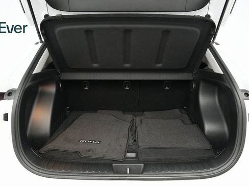 Used 2024 Hyundai Kona SEL image 25