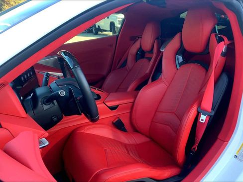 Used 2023 Chevrolet Corvette Z06 image 8