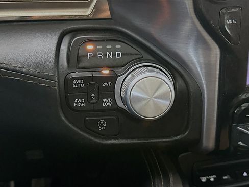 Used 2019 RAM 1500 Limited AWD/4WD image 16