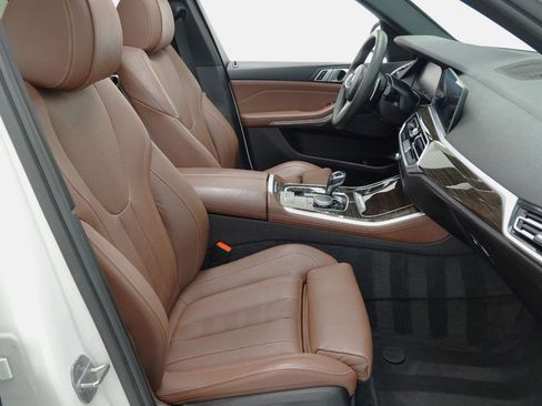 Used 2019 BMW X5 xDrive40i w/ M Sport Package image 50