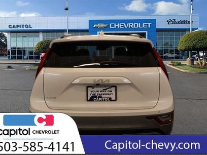Used 2024 Kia Niro Wave w/ Wave Preserve Package
