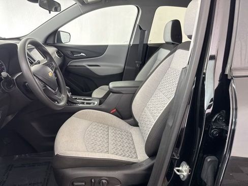 Used 2023 Chevrolet Equinox LS AWD/4WD image 21