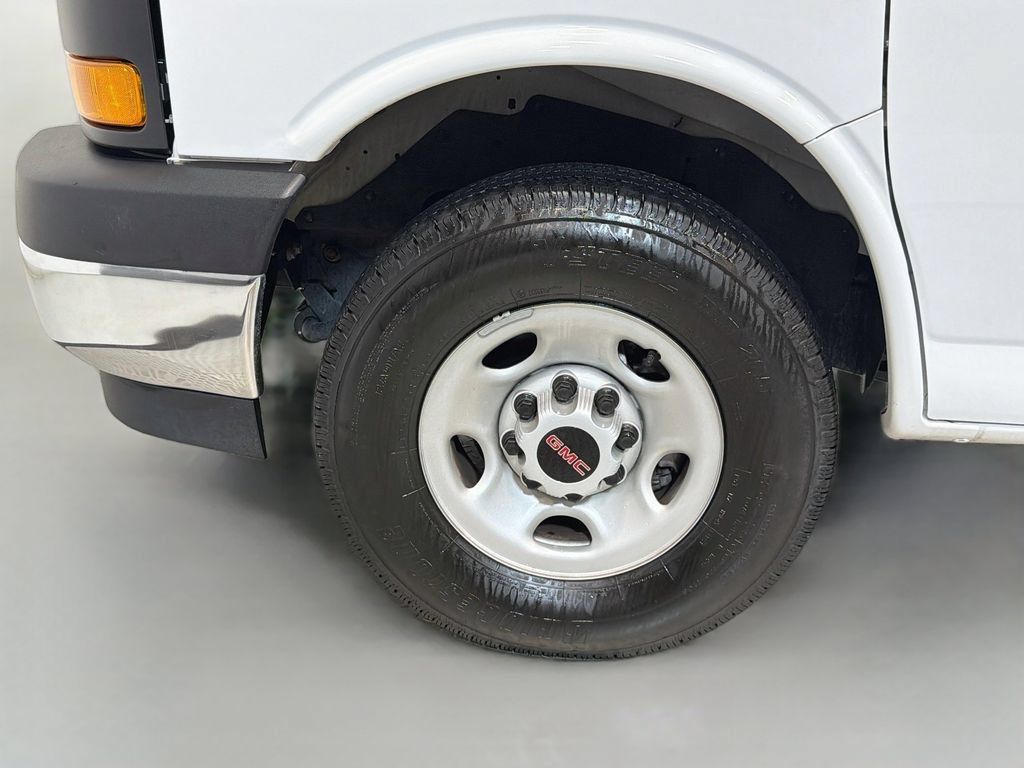 Used 2025 GMC Savana 2500 w/ Driver Convenience Package RWD image 24