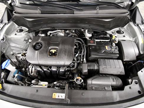 Certified 2026 Kia Seltos LX AWD/4WD image 12