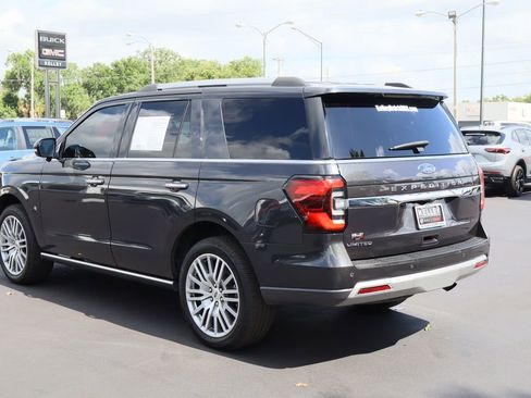 Used 2022 Ford Expedition Limited AWD/4WD image 7