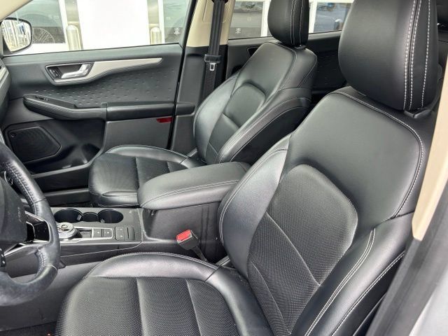Used 2020 Ford Escape SEL FWD image 11