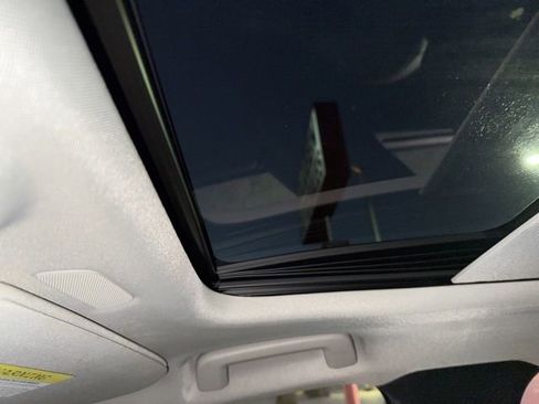 Used 2017 Volvo S90 T6 Inscription w/ Vision Package image 35