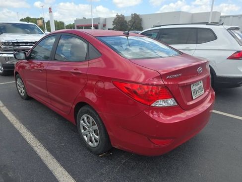 Used 2013 Hyundai Accent GLS FWD image 6