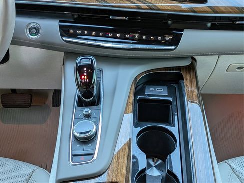 Certified 2024 Cadillac Escalade Sport Platinum w/ LPO, Floor Liner Package image 23