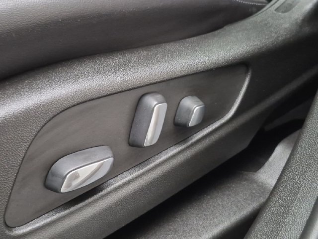 Used 2024 Cadillac XT5 Sportv AWD/4WD image 19