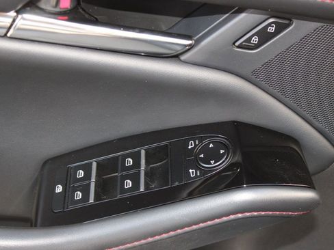 Used 2025 MAZDA MAZDA3 s image 13