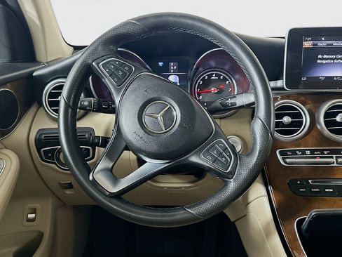 Used 2018 Mercedes-Benz GLC 300 GLC 300 image 18