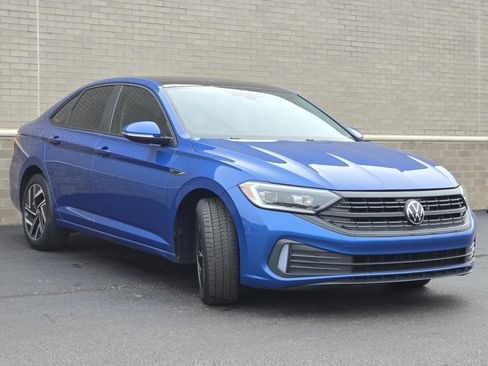 Used 2024 Volkswagen Jetta SEL image 10