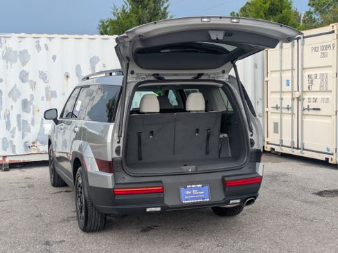 Used 2024 Hyundai Santa Fe SEL FWD image 14