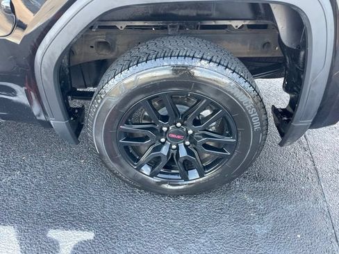 Used 2025 GMC Sierra 1500 Elevation RWD image 4