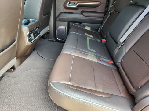 Used 2023 GMC Sierra 1500 Denali w/ Denali Reserve Package image 12