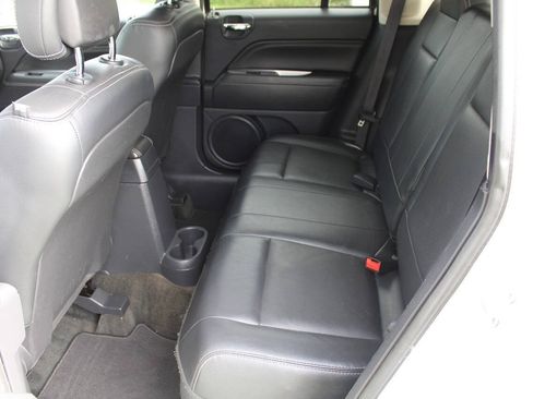 Used 2016 Jeep Compass High Altitude AWD/4WD image 29
