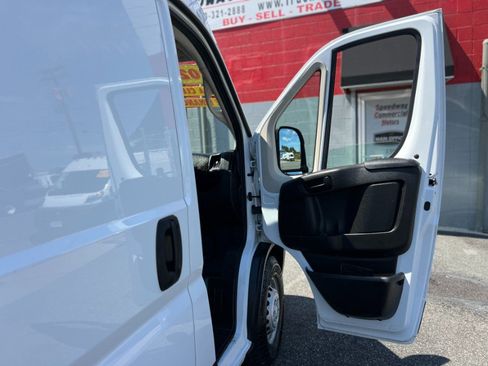 Used 2021 RAM ProMaster 2500 FWD image 32