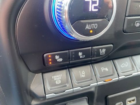 Used 2023 GMC Sierra 2500 Denali image 15