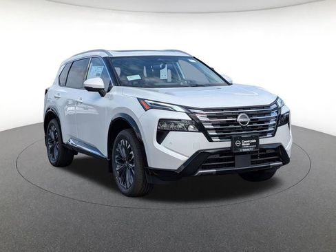 New 2026 Nissan Rogue Platinum image 3