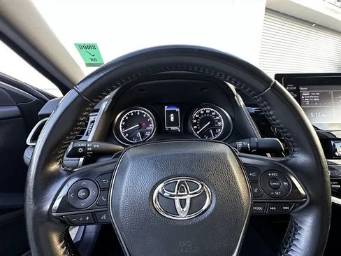 Used 2021 Toyota Camry SE w/ Carpet Mat Package (TMS) FWD image 10