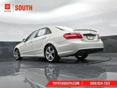 Used 2012 Mercedes-Benz E 350 4MATIC Sedan image 42