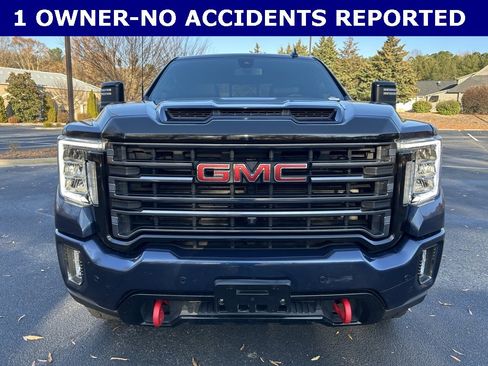 Used 2022 GMC Sierra 2500 AT4 w/ AT4 Preferred Package image 12